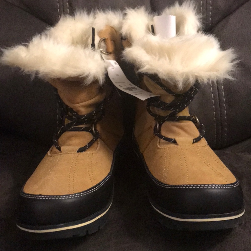 Champion Winter Boots Tan